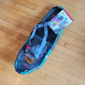 Girl's Snowshoes (NWT)